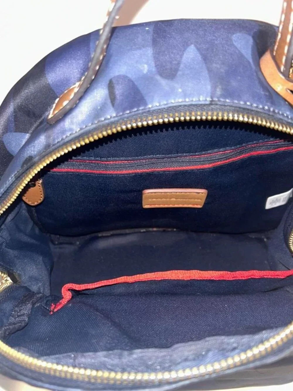 TOMMY HILFIGER Julia Backpack, Navy blue camo backpack with gold hardware